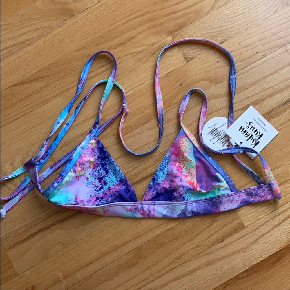 Kulani kinis bikini top